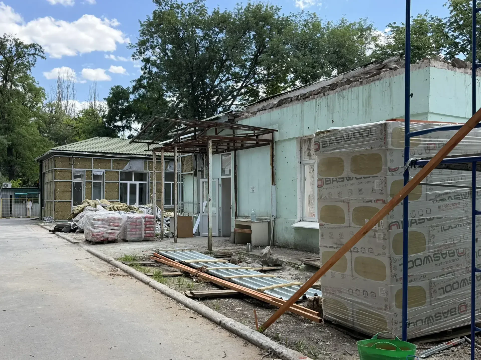 В апреле 2026 года в Центральной городской больнице г. Харцызска стартовал капитальный ремонт поликл