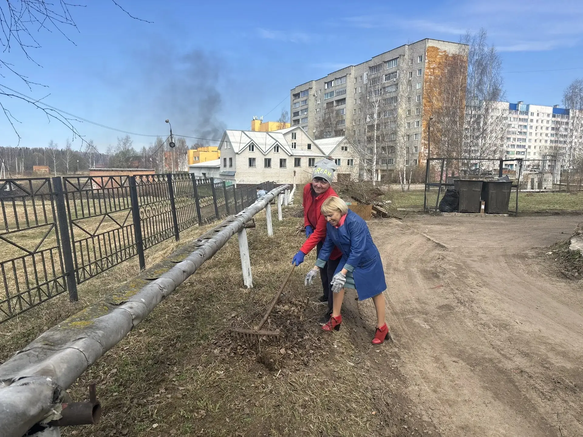 Весна всегда начинается с первых ручейков, яркого солнца и хорошего настроения. А ещё весна всегда с