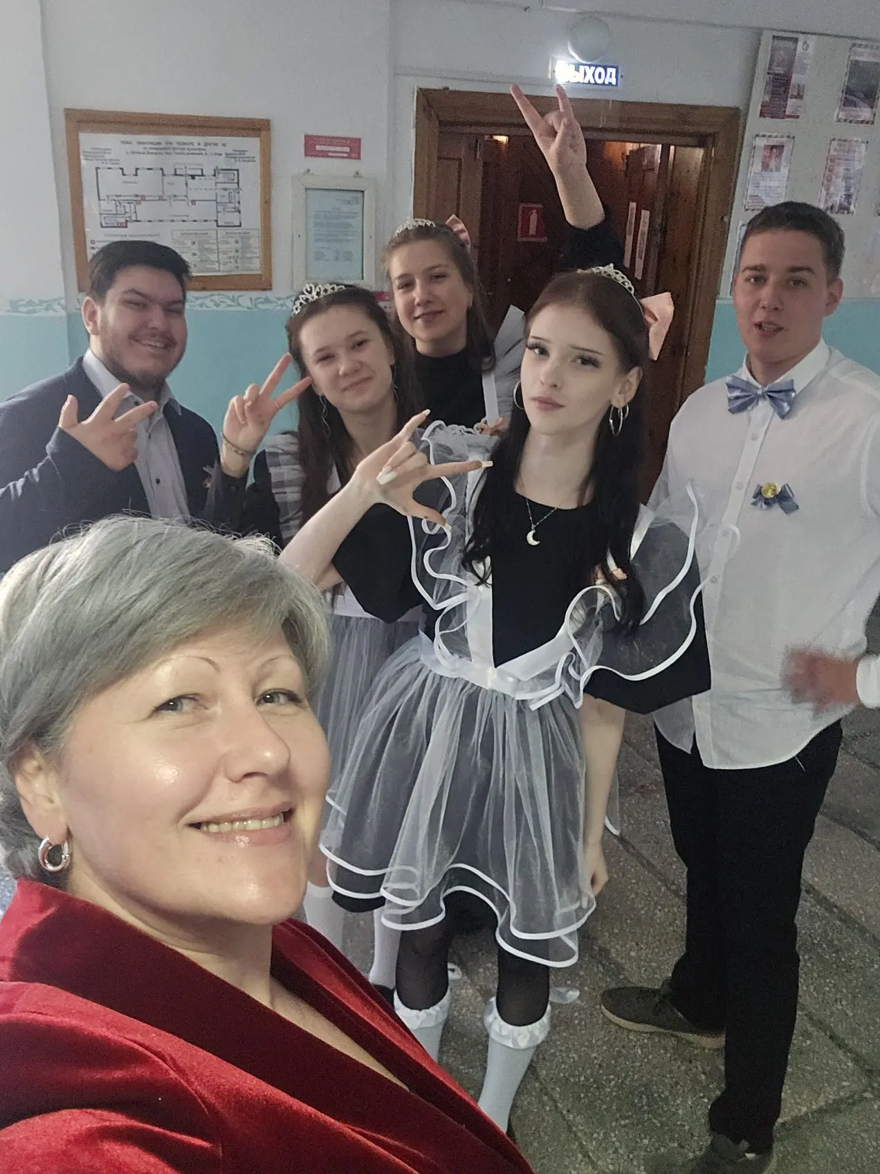 🎓 Вот и прошёл последний звонок в Нововасюганской школе!