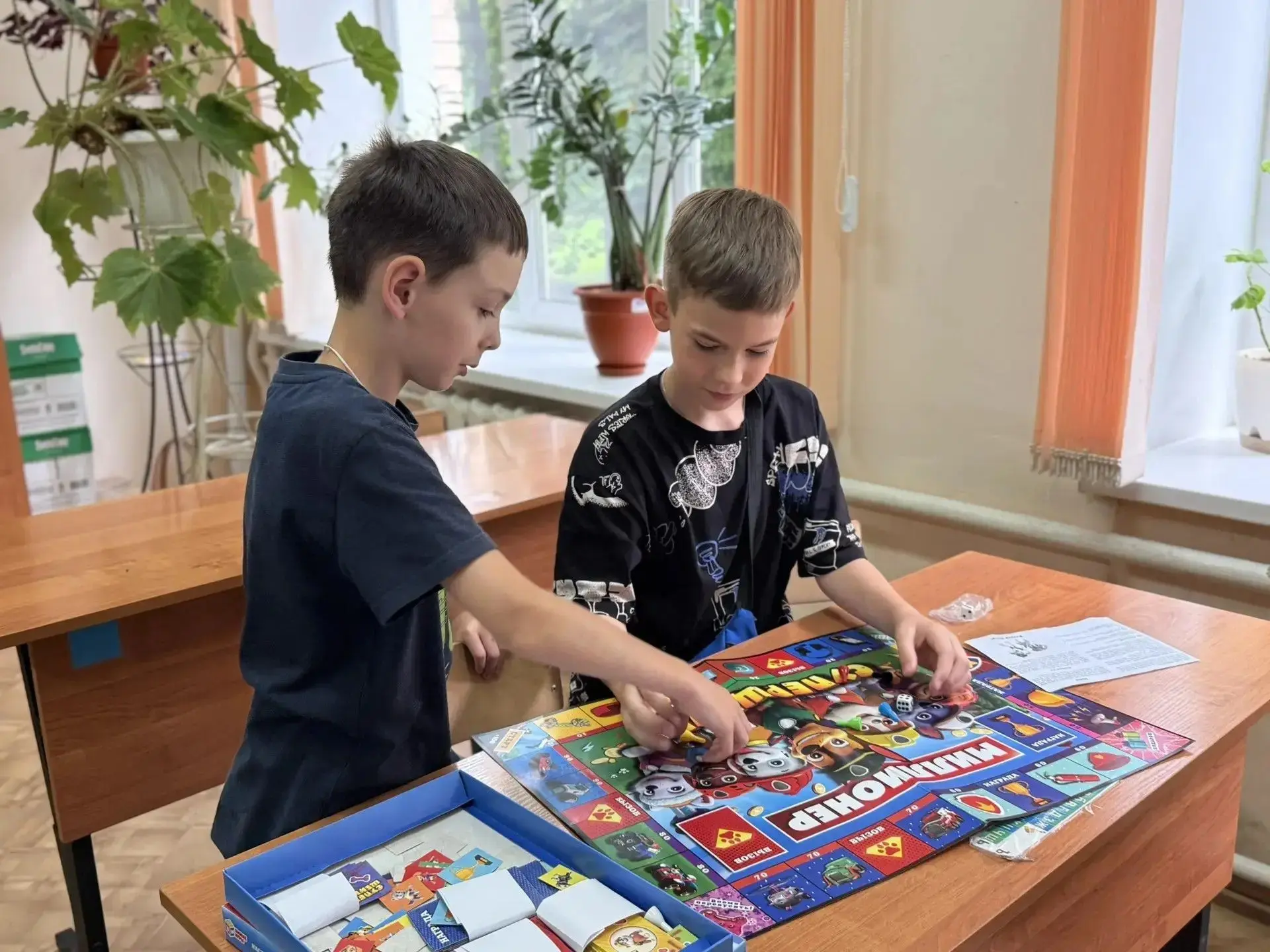 🧒🏻🎲👧🏻 Сегодня в нашем лагере царит атмосфера азарта, смекалки и дружеского соперничества. 

Реб