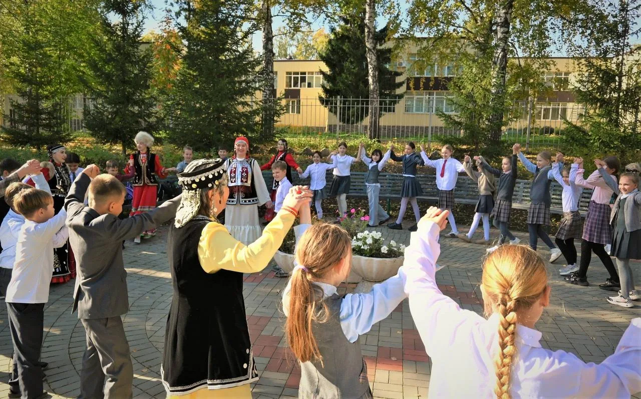 29 сентября в Доме дружбы народов Нижнекамска провели фольклорно-обрядовый праздник «Су...