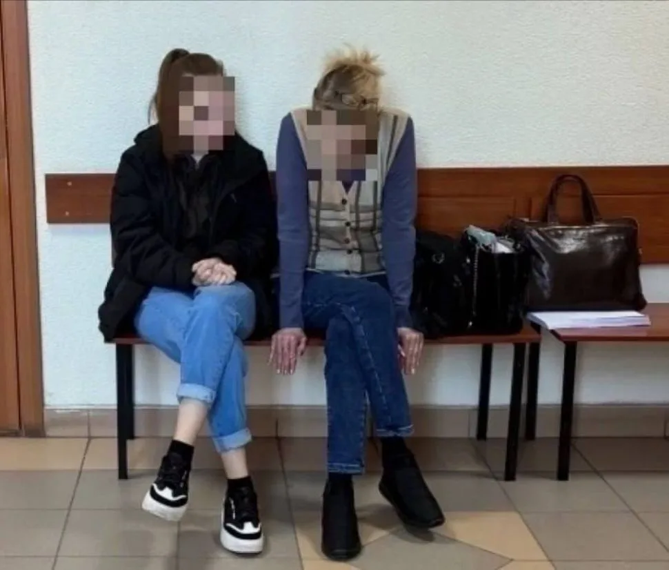❗️Три сотрудницы магазина в ТЦ «Золотой Вавилон» в Ростове похитили из кассы больше 7,7...