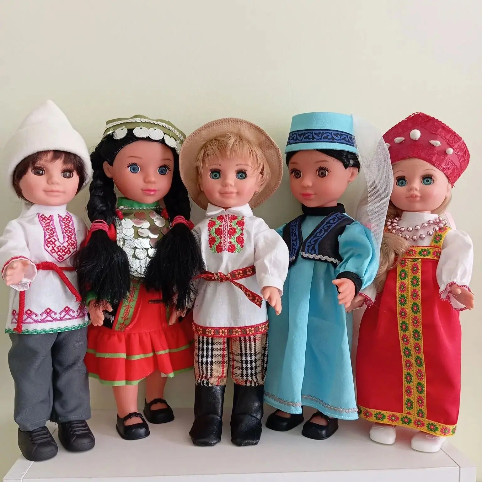 В кружке «Волшебная нить» продолжается реализация проекта «Куклы народов России». Новый этап посвяти
