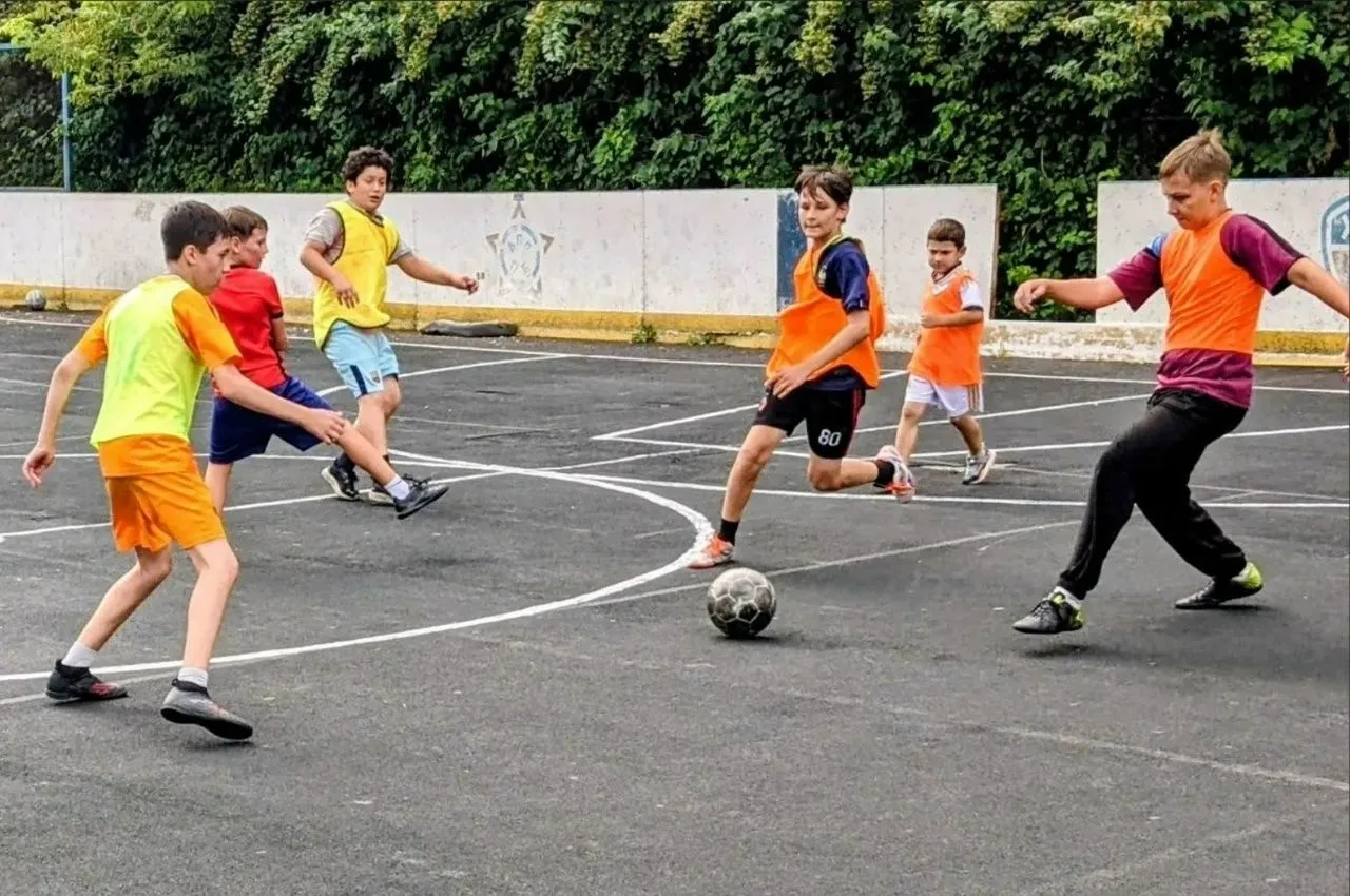 ⚽ 4 команды, 1 площадка и море эмоций!