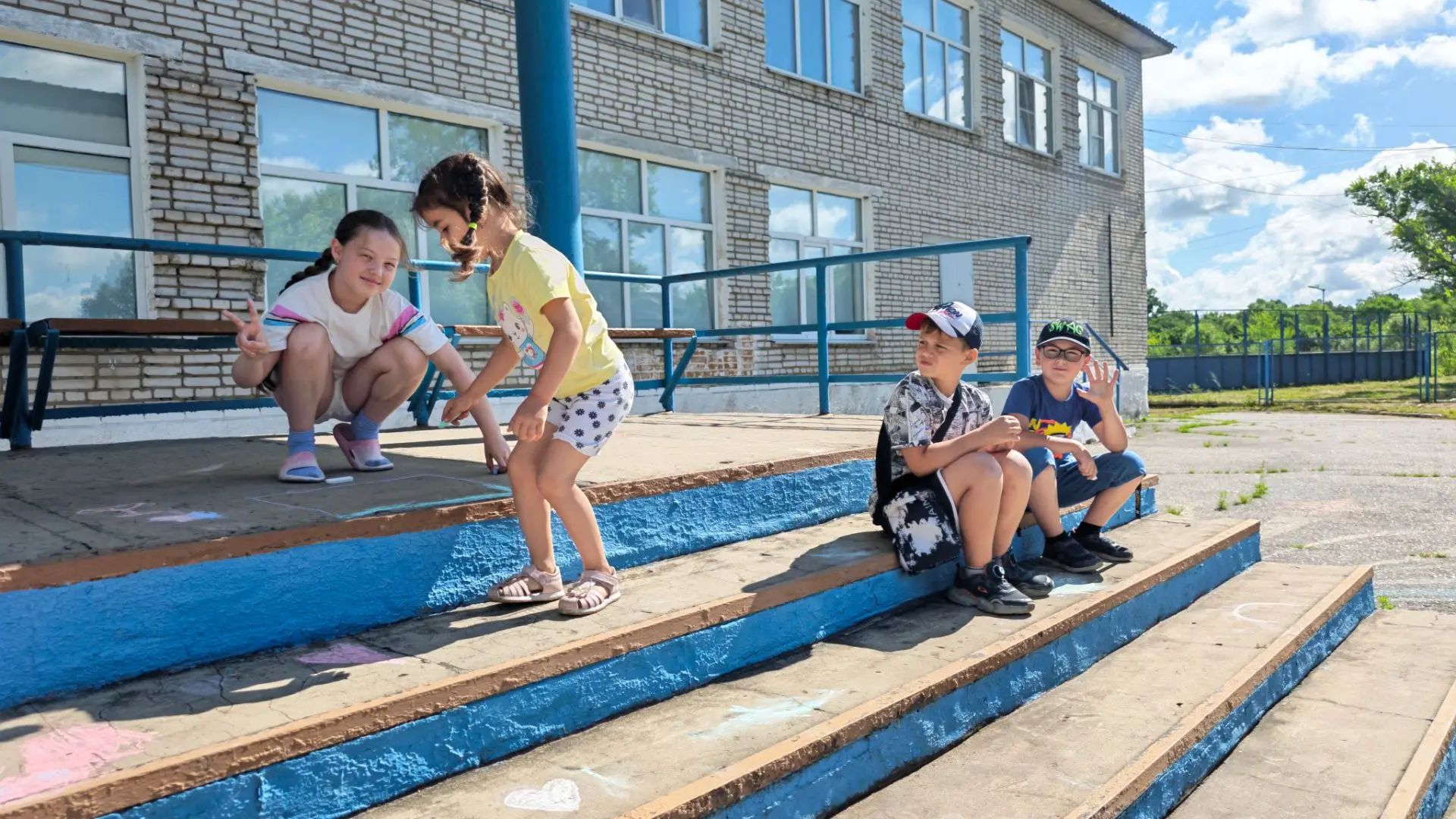 Асфальтные воспоминания 🫶

✏️Смена закончилась, но впечатления остались. В последний день площадки 