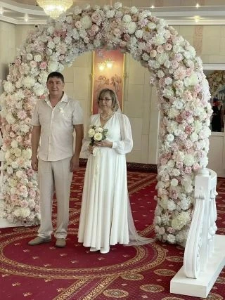 Во Дворце бракосочетания города Владимира чествовали семейные пары

🥂Хрустальная свадьба: Александр