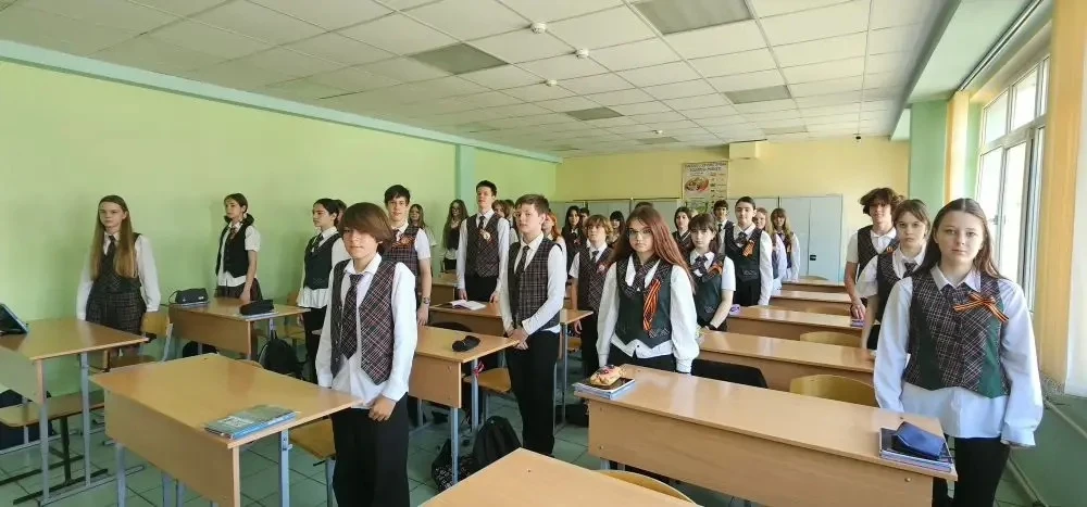 🙏Минута молчания: помним, гордимся, скорбим.  Сегодня, в преддверии 9 Мая, в нашей школе прошла Всер