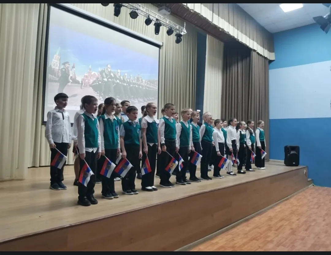 16  февраля состоялся фестиваль военной песни в начальной школе. Фестиваль состоял из трех концертов