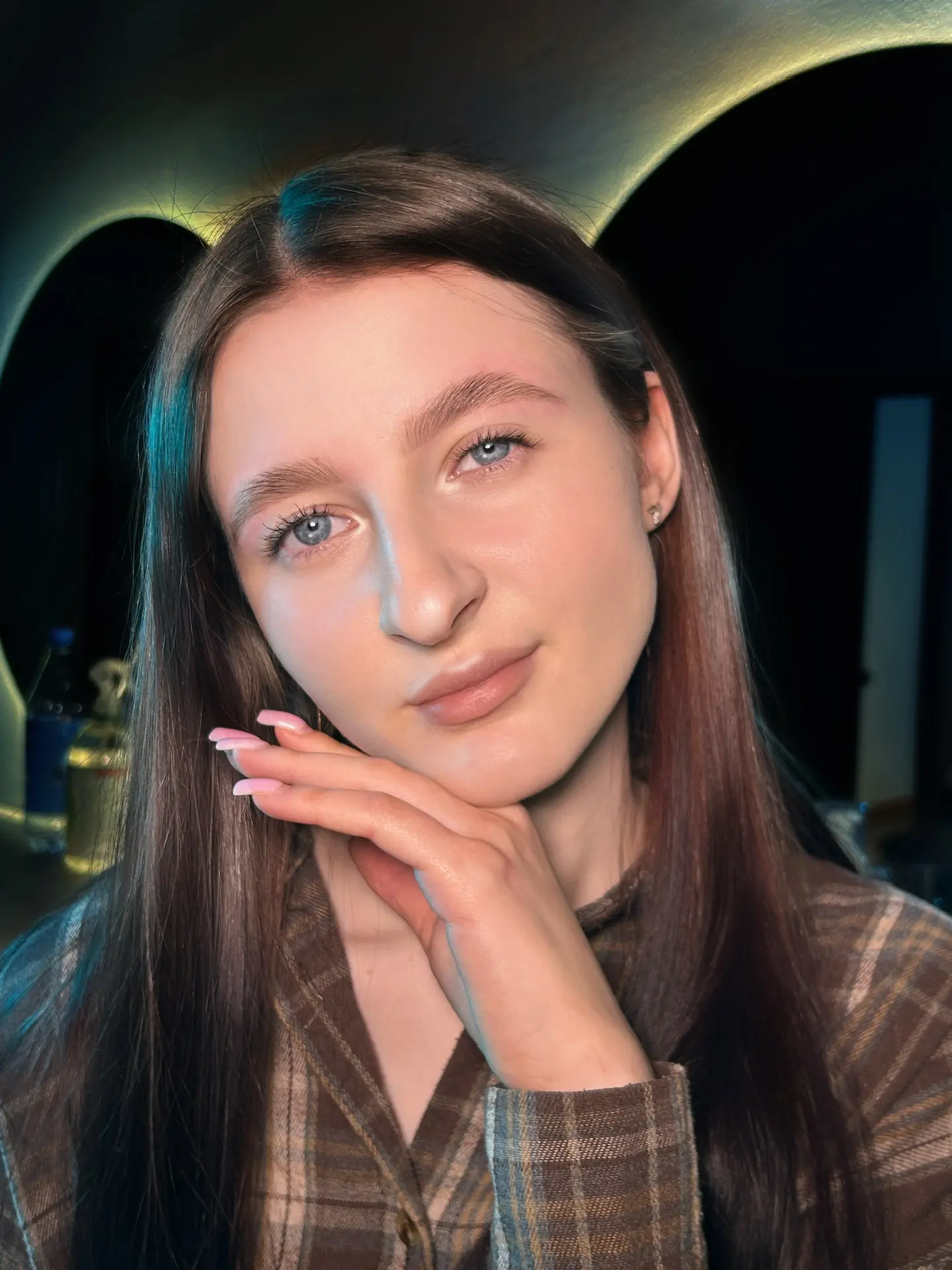 привет❤️

теперь я и здесь, буду показывать брови/ресницы и немного себя