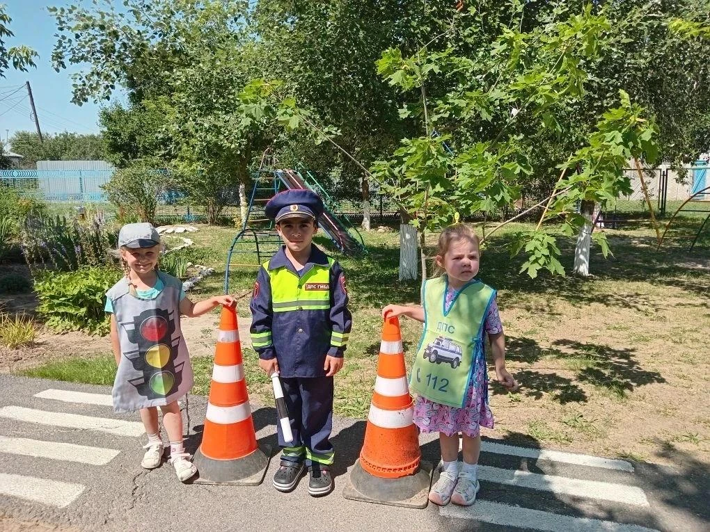 👮👧👦 Безопасность на дорогах – начинаем изучать с малышами! 🚦