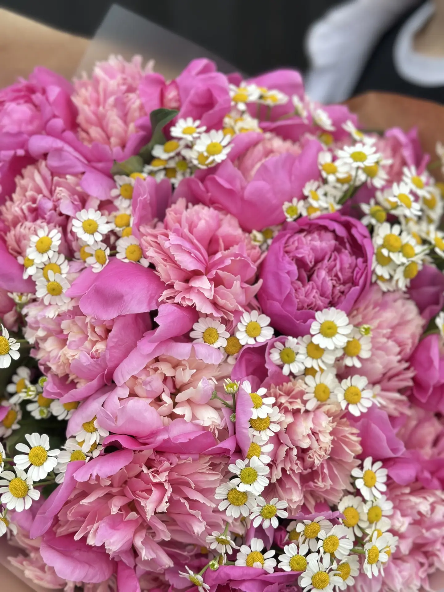 Самое летнее сочетание сезона сегодня по супер-цене💓

Пышные пионы, воздушные ромашки и настроение 