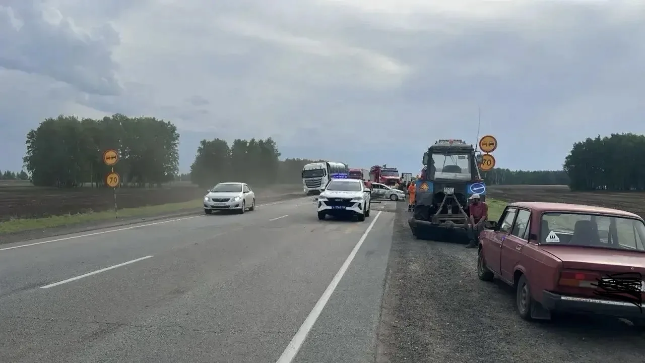 Прокуратура Омского района взяла на контроль установление обстоятельств массового ДТП, в котором пог