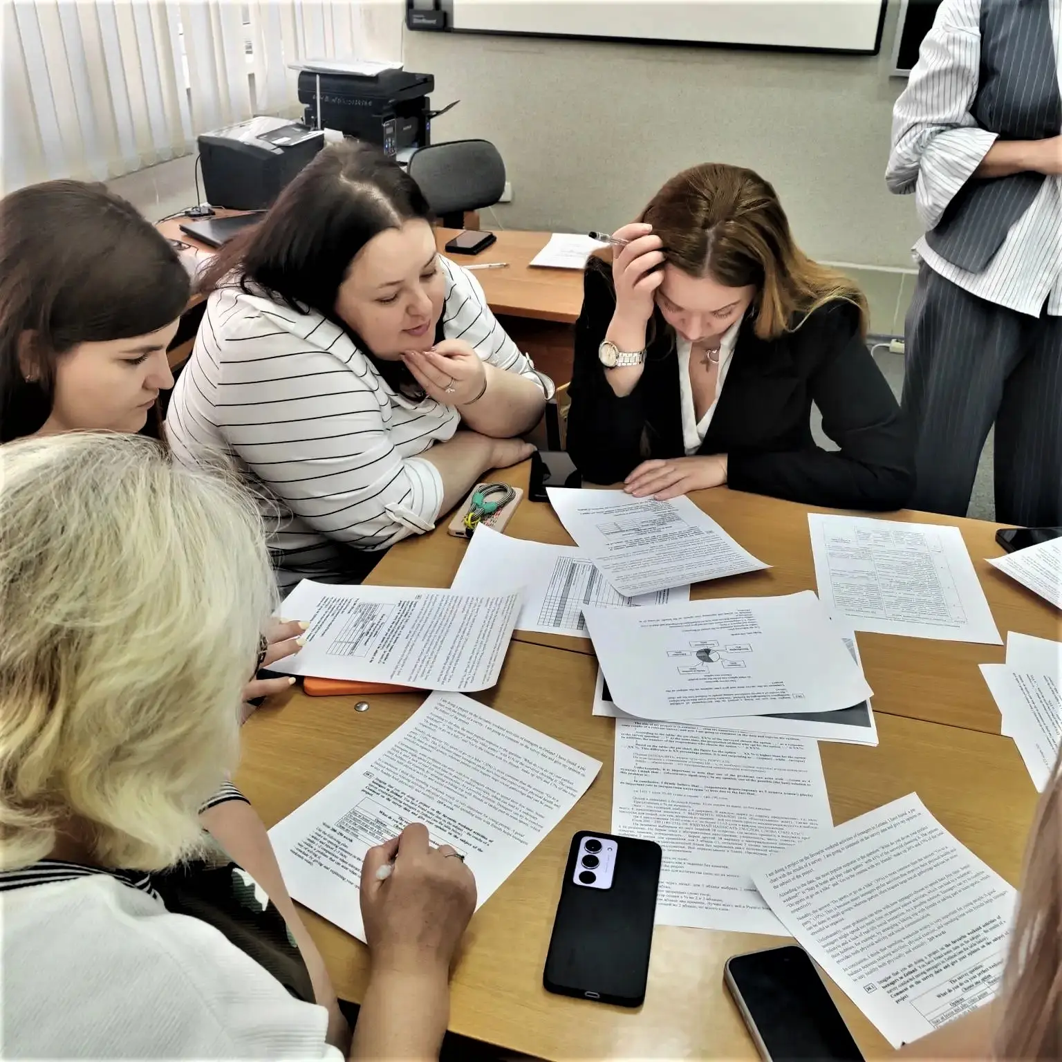 📊 Английский на логику: как учителя Старооскольского округа «распечатывали» задание №38  Когда табли