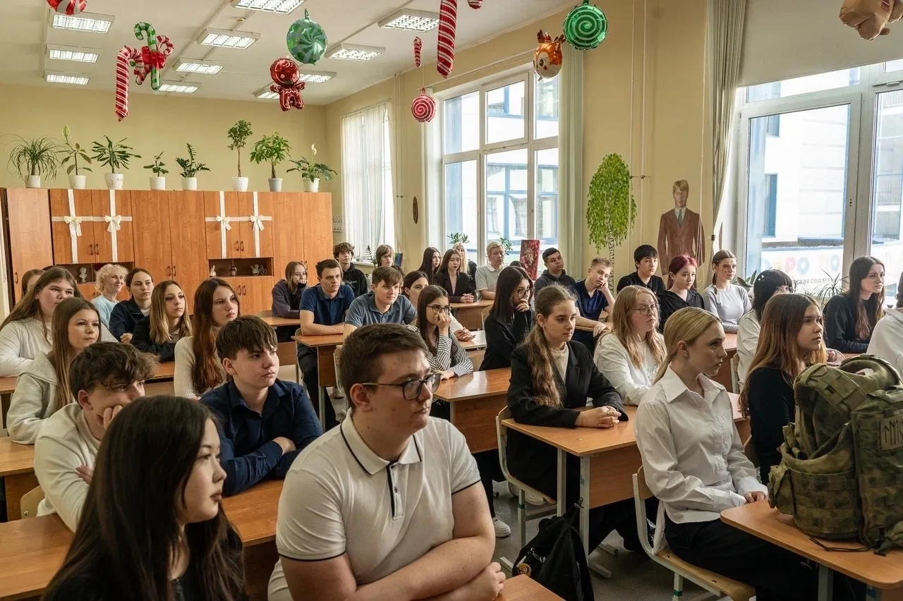 🇷🇺 Сила внутри. Как прошёл Урок мужества в нашей школе  Сегодня в нашей школе было по-настоящему вол