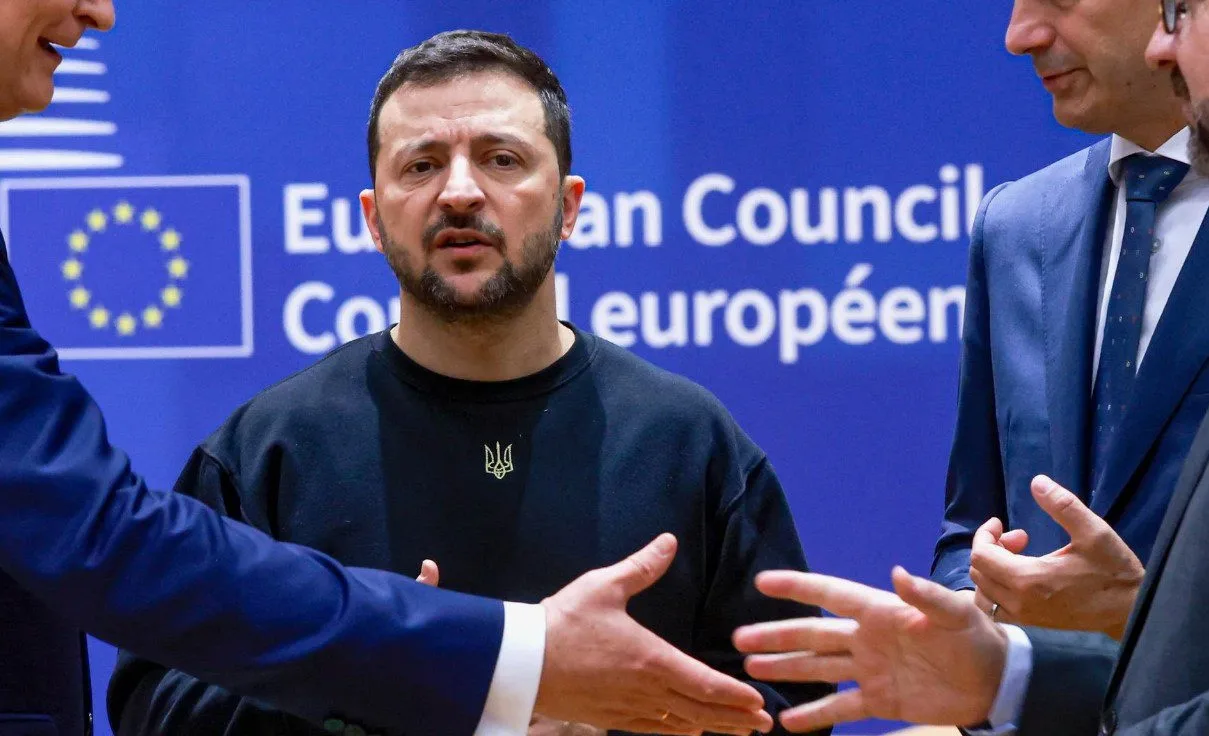 ЕС надеется вернуть себе 90 млрд евро кредита для Киева «за счет репараций РФ»  Евросоюз полагает, ч