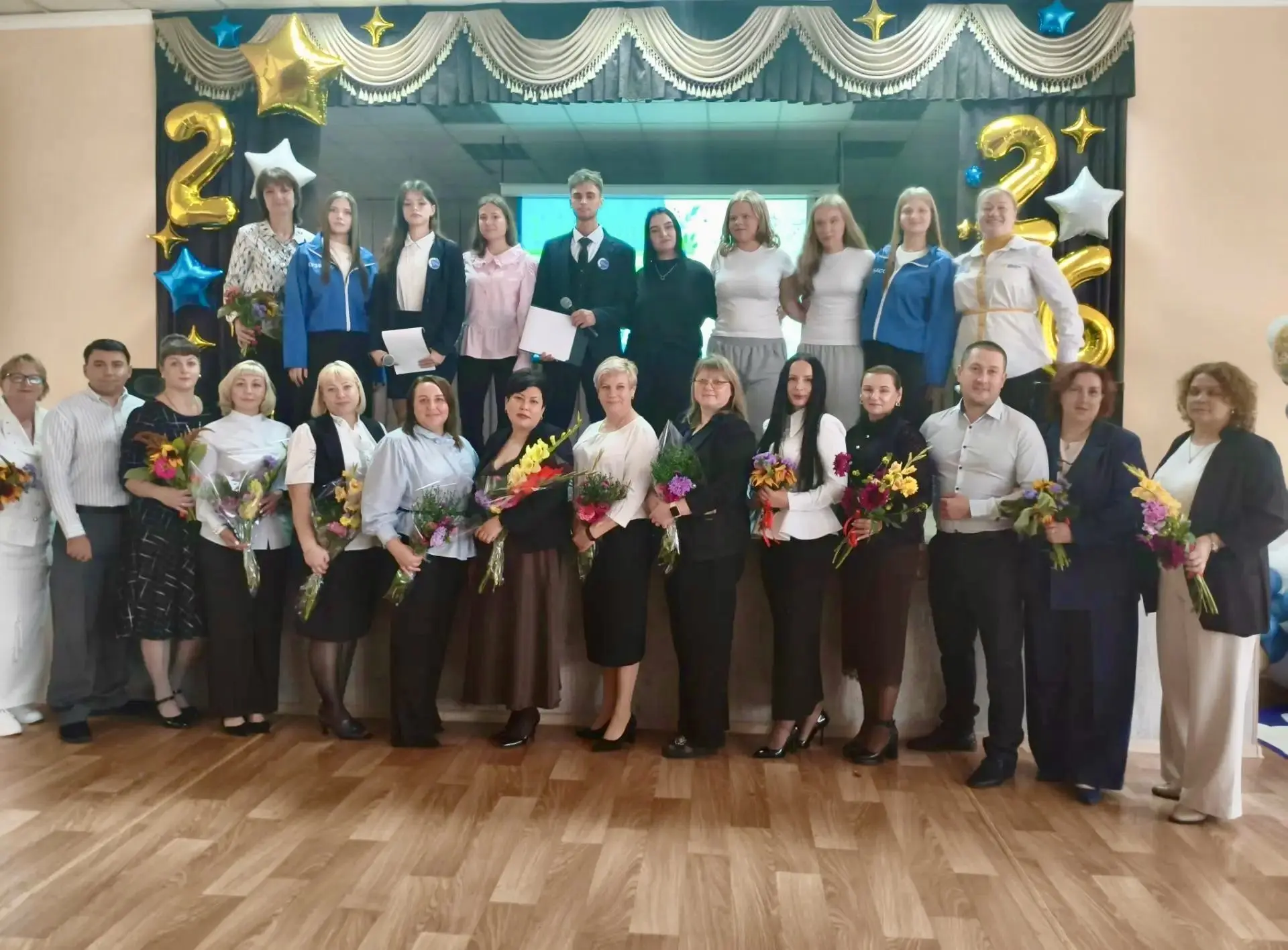 Сегодня отмечается День среднего профессионального образования.