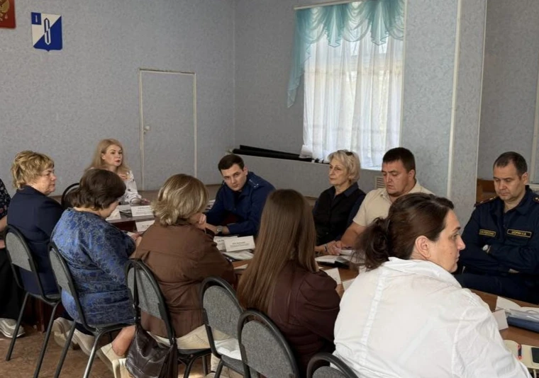 🚨 Помощник прокурора Барышского района Цыздоев И.А. принял участие в заседании комисси...