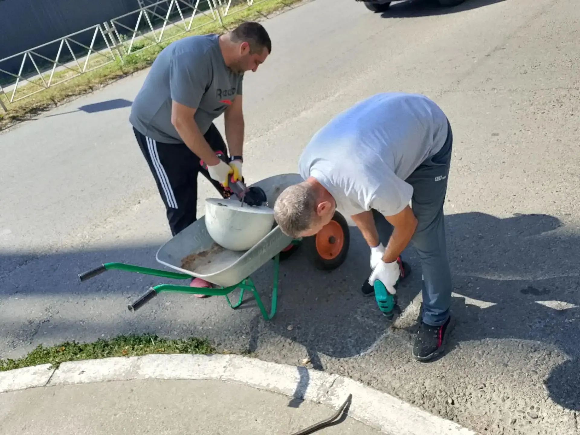 Кирова - Ярославского установка полусфер