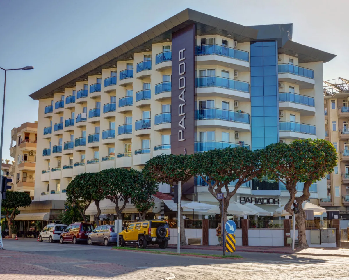 Откройте для себя PARADOR BEACH HOTEL в самом центре Аланьи, всего в 50 метрах от моря....