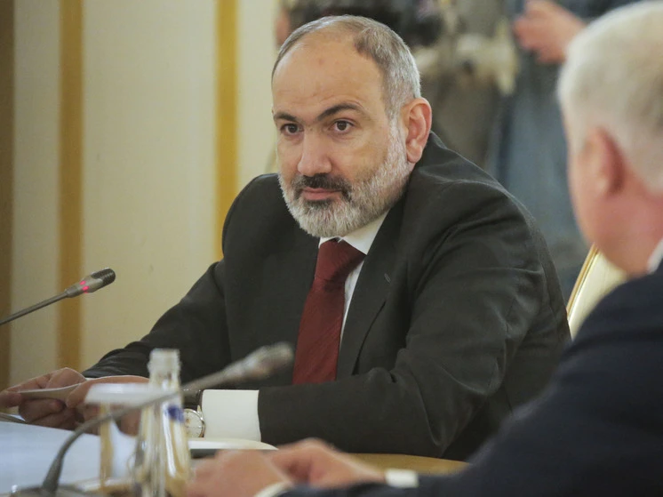 Пашинян заявил, что изучает русский язык