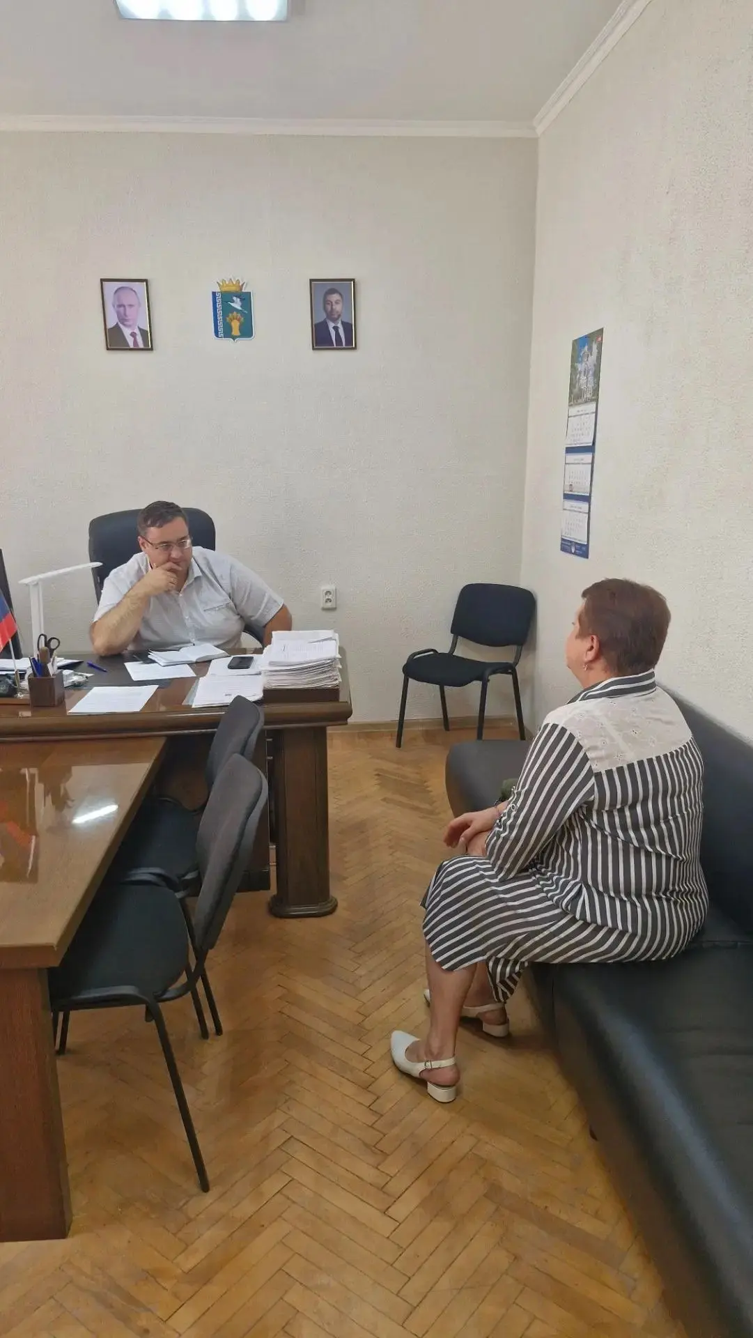 Вчера личный приём жителей провел Первый заместитель главы администрации Мангушского ок...