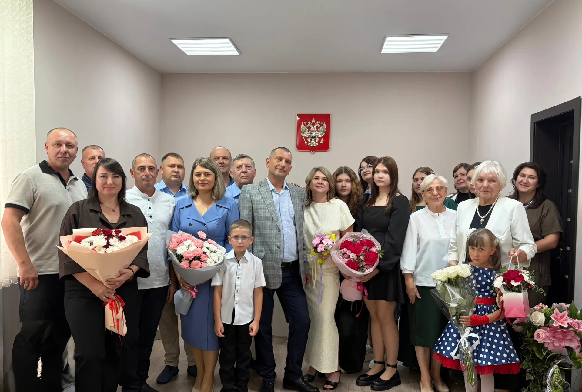 🎉 28 августа в отделе ЗАГС Болотнинского района чествовали пары, отметившие 25 лет сов...