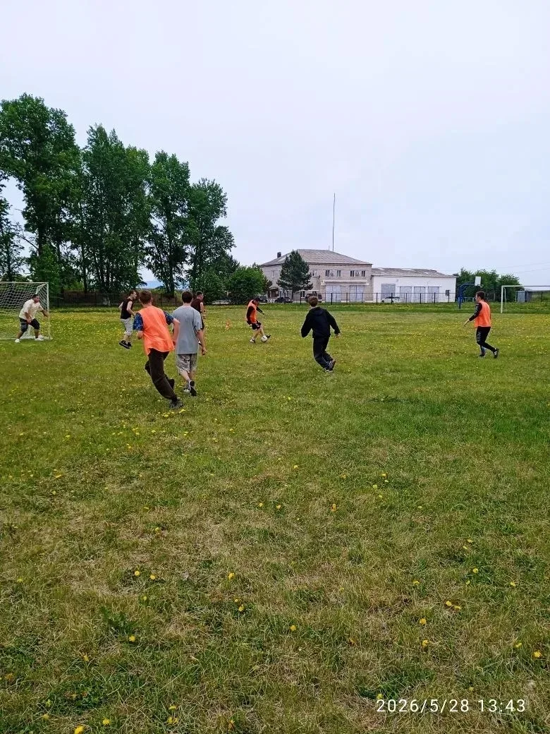 ⚽ Футбол объединяет студентов!