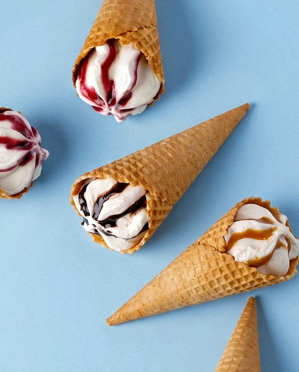 🍦 Знаете, почему мороженое так поднимает настроение?