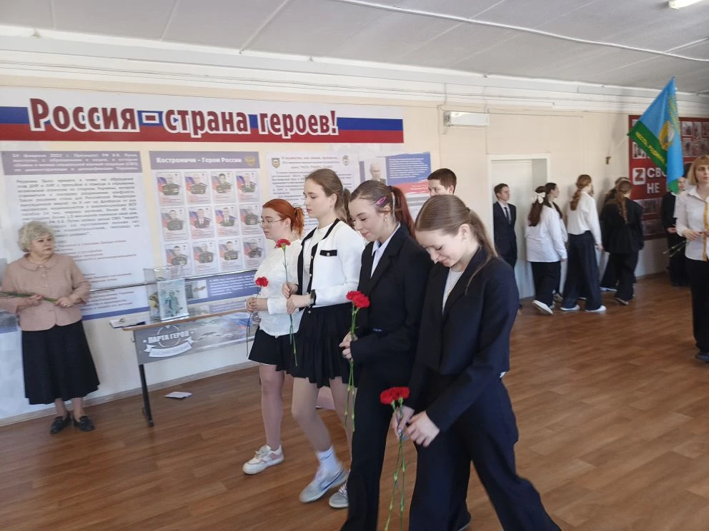 Сегодня, 11 марта 2026 года, мы провели памятную линейку в день четвертой годовщины гибели нашего вы