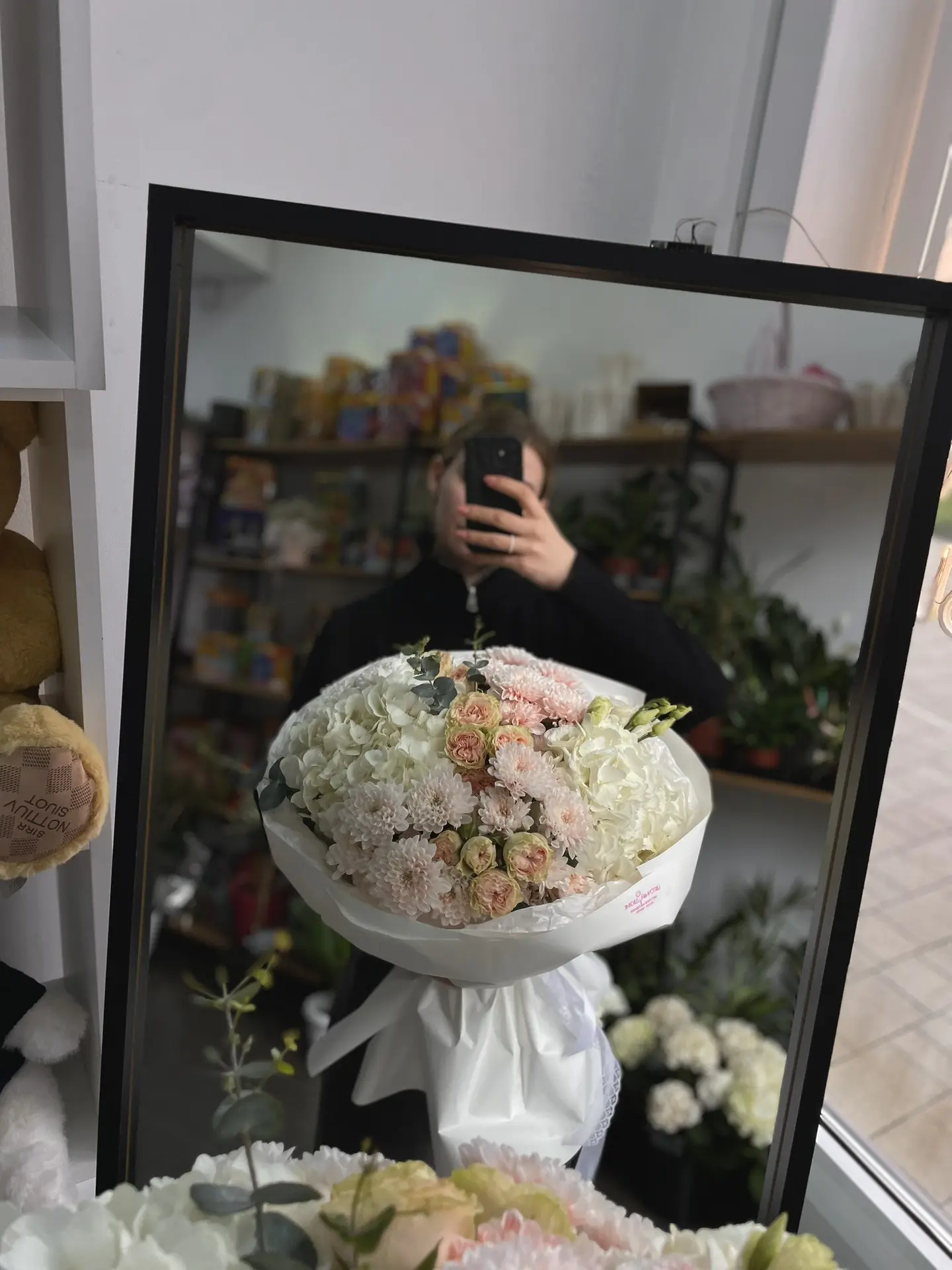 Сборный букет с гортензией 🤍