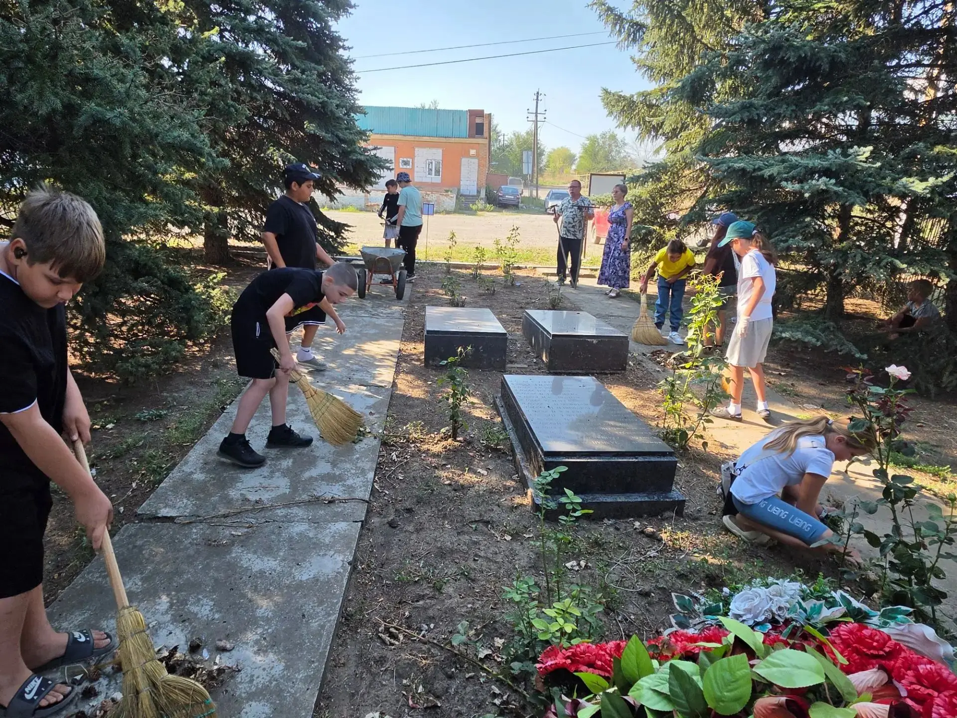 «Проснулся утром - убери свою планету".