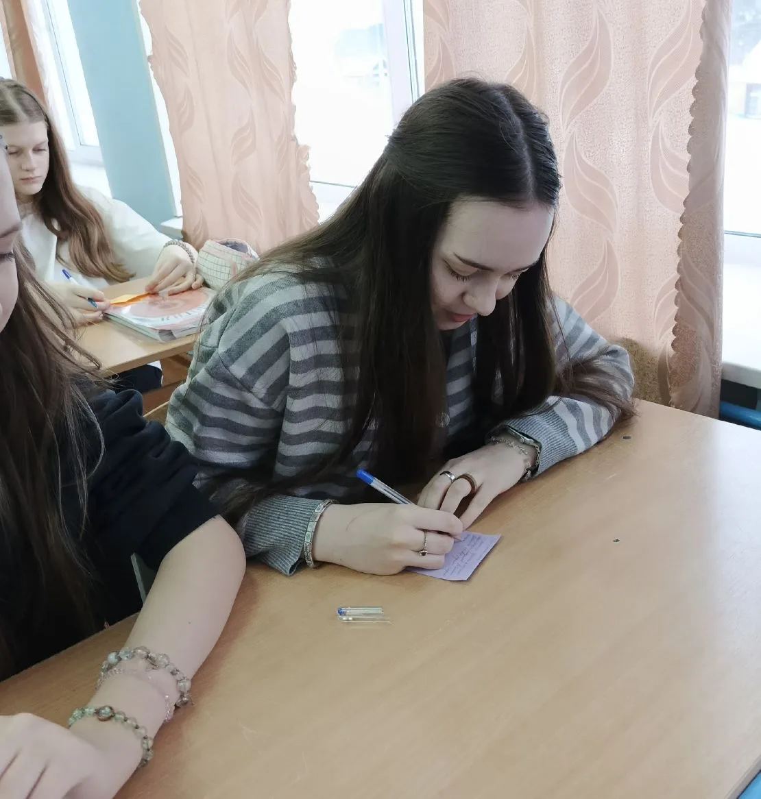 Задание #4 "Первые в наставничестве"  Вместе с наставниками мы растем и идём вперёд. В ...