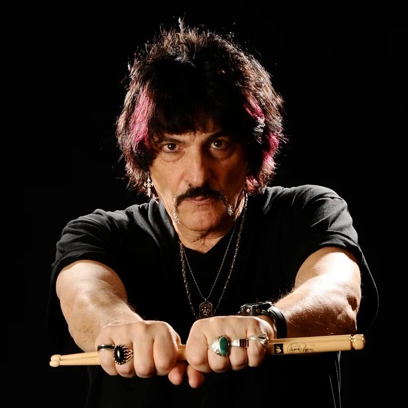 #100drummers