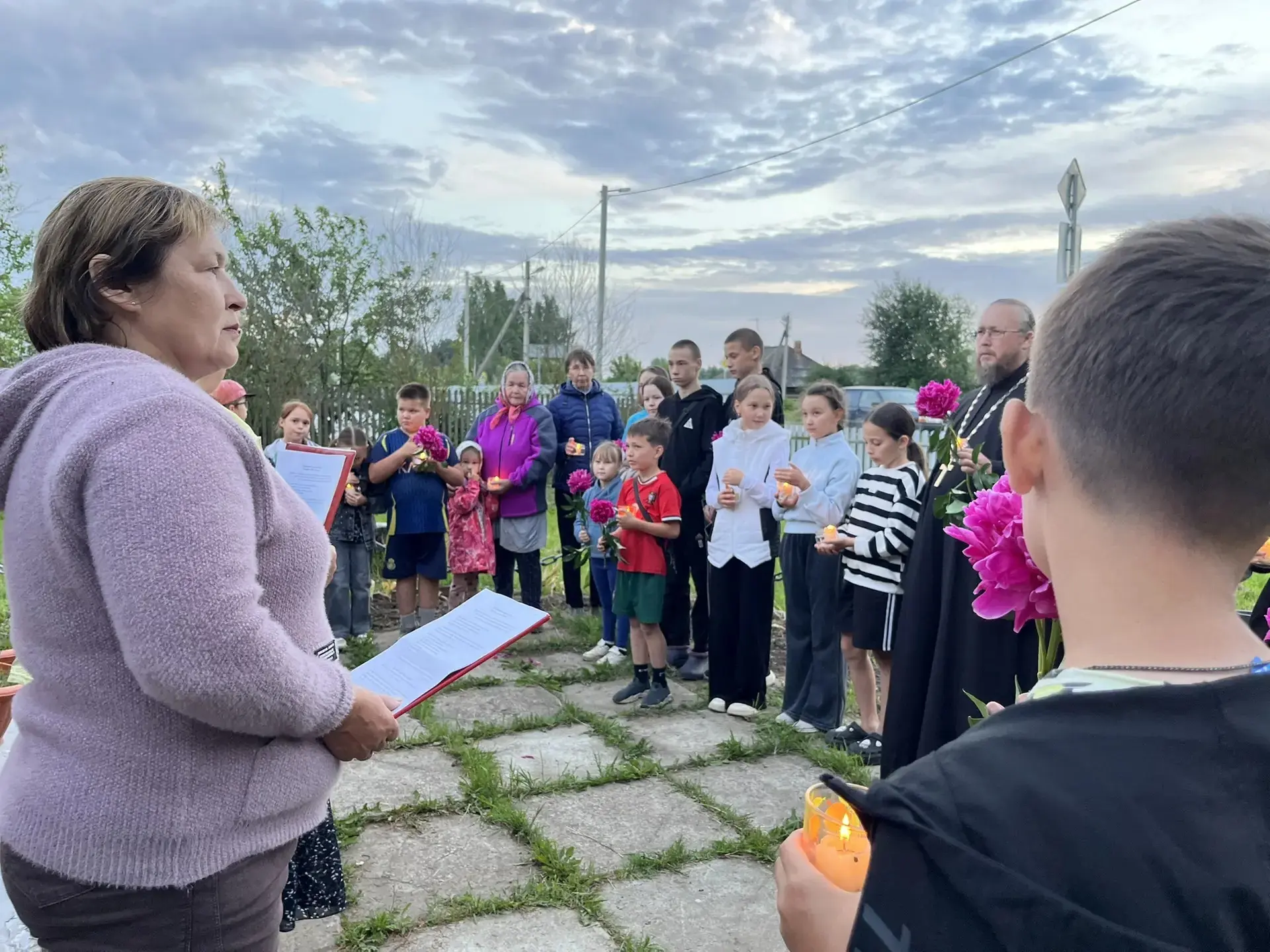 🕯️День памяти и скорби: «Живая память» в с. Юледур

Сегодня, в день памяти и скорби, мы с гордостью