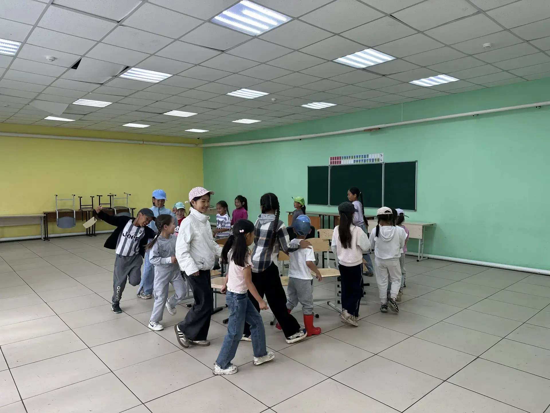 14.06.2026.
День народов России. 
-Игры разных народов России. 
-Инструктаж по электробезопасности. 