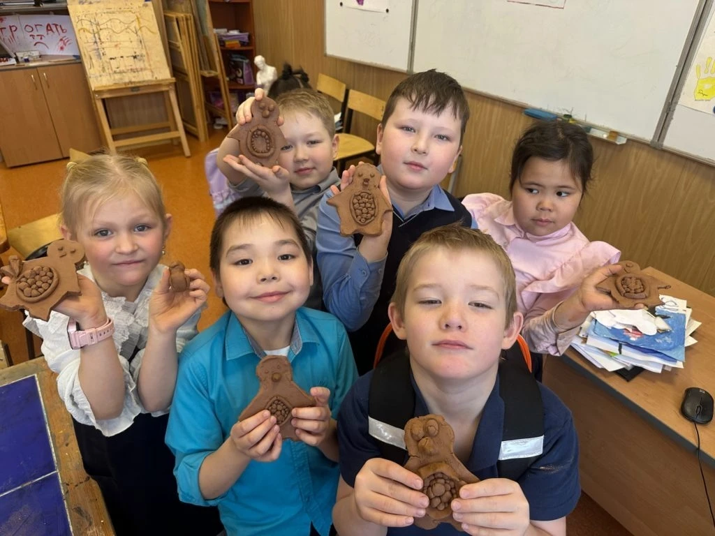Лучшие среди городских и сельских детских школ искусств выбрали на Камчатке

В номинации «Лучшая гор