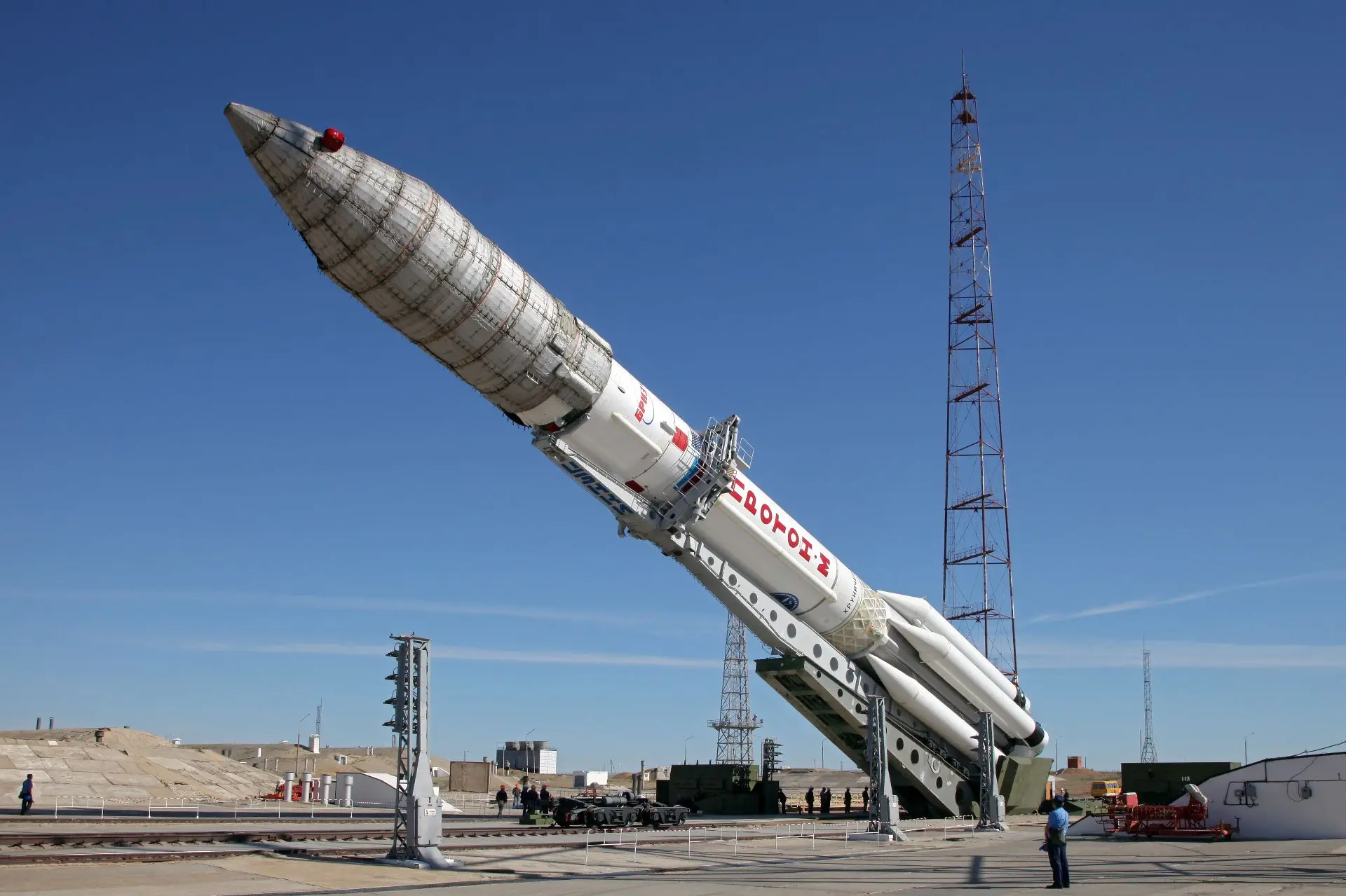 Друзья, с Днём космонавтики! 🚀65 лет назад Юрий Гагарин совершил первый полёт на кораб...