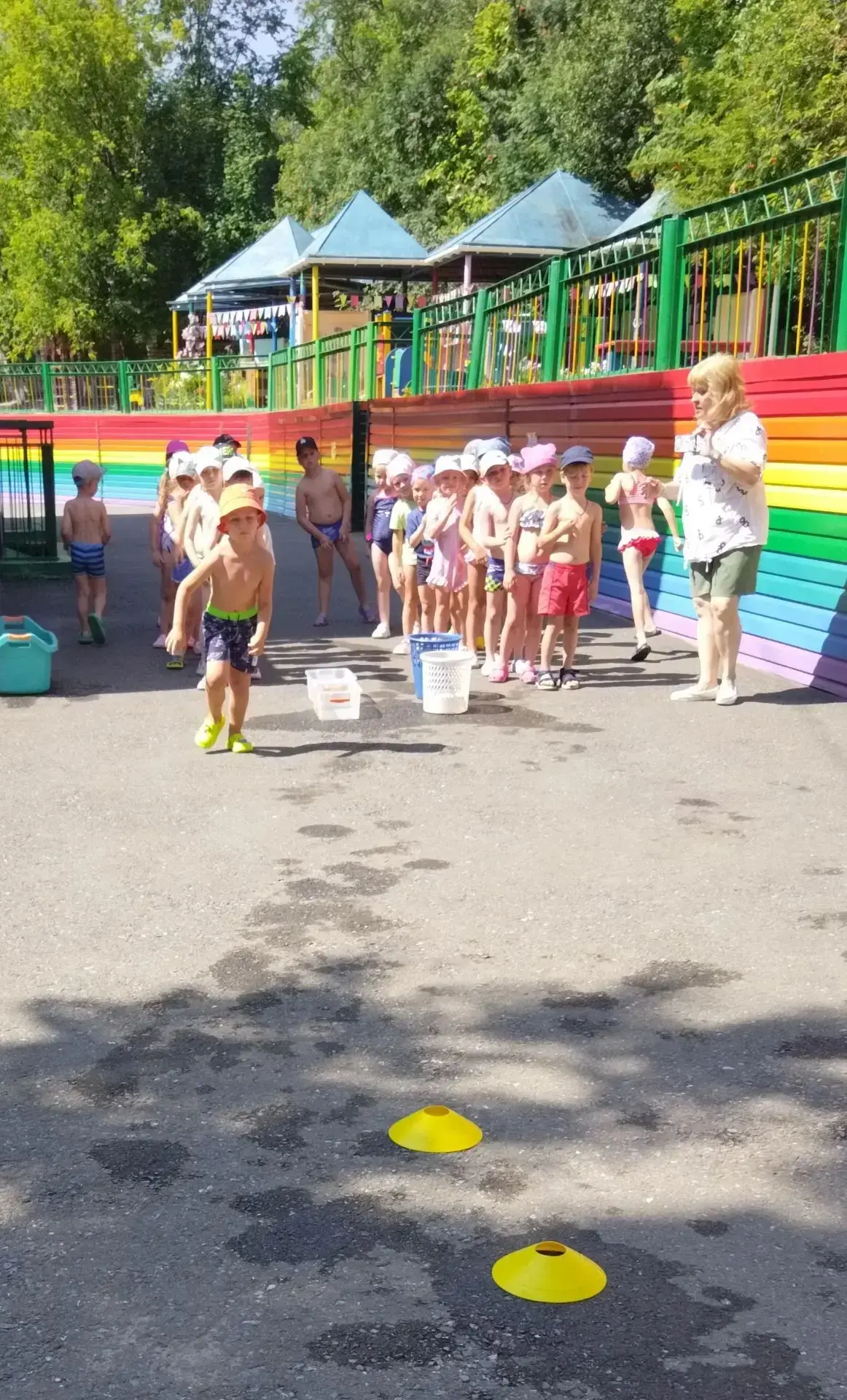 🎉 «День Нептуна»: море веселья и брызг! 🌊
В нашей средней группе царило настоящее морское приключе