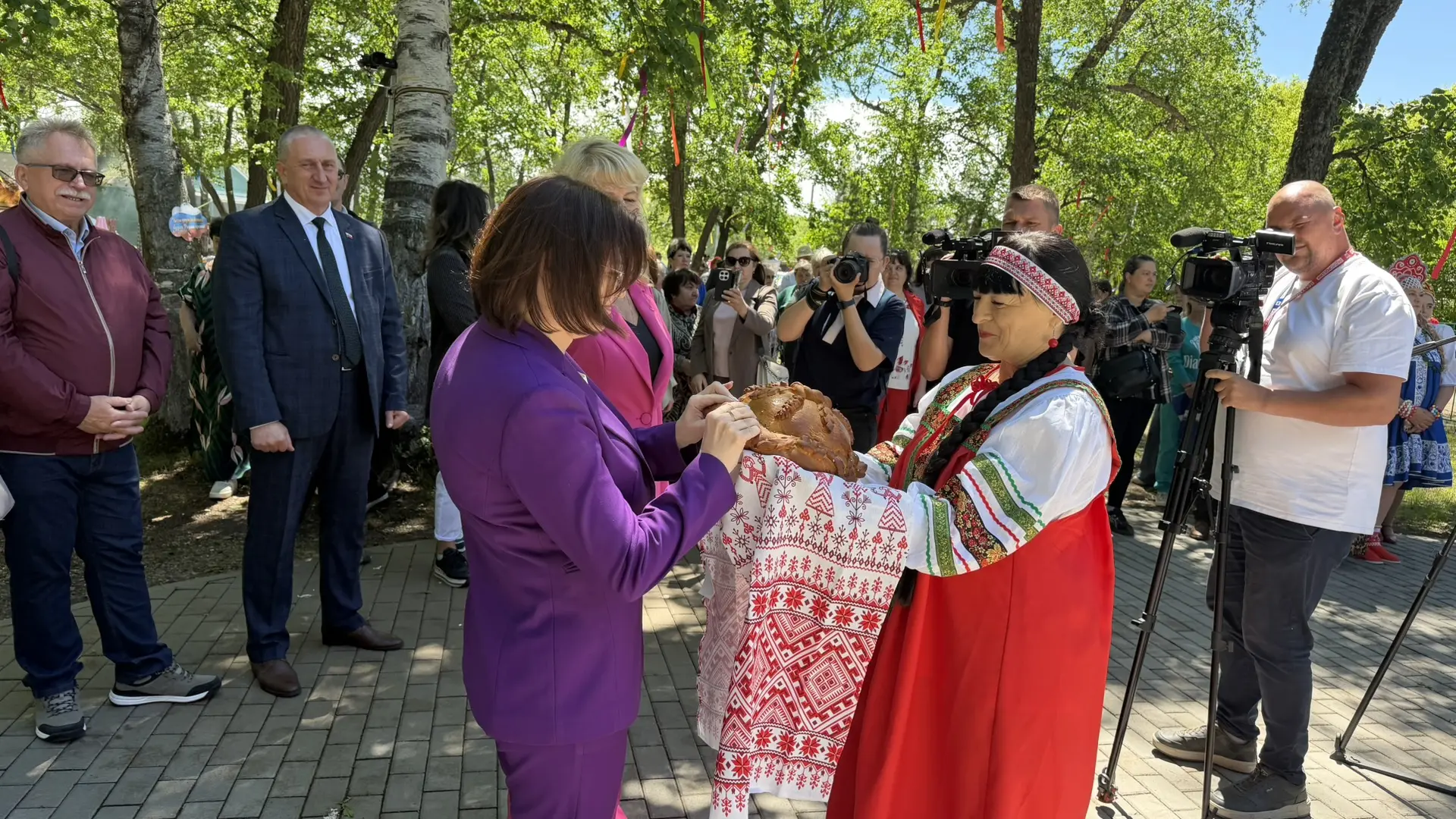 💫 В Ерковцах праздник национальных культур объединил жителей разных поколений и традиций

12 июня в
