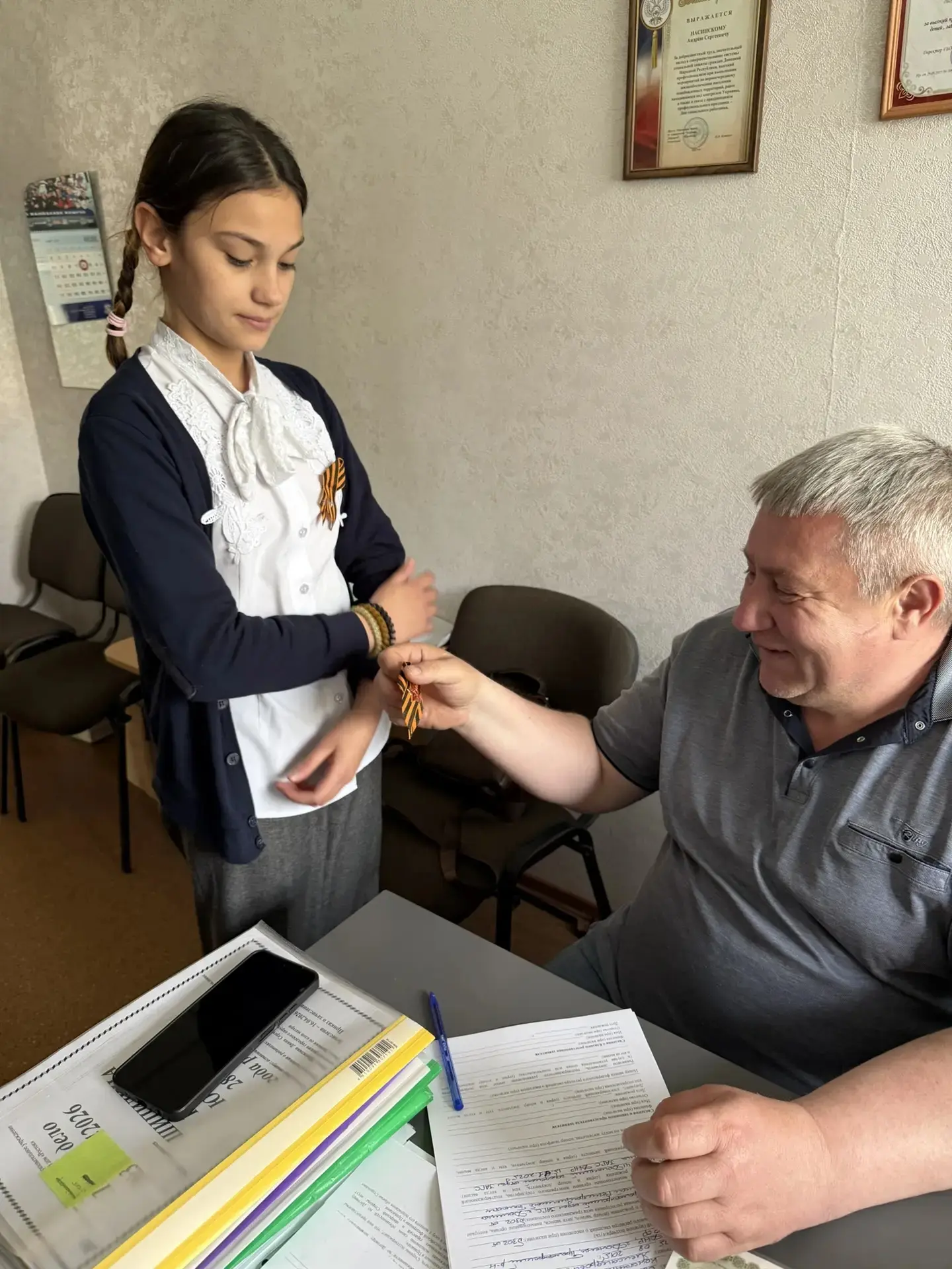 В ГБОУ "Амвросиевский детский дом «Росток» провели патриотическую акцию ко Дню Победы: ...