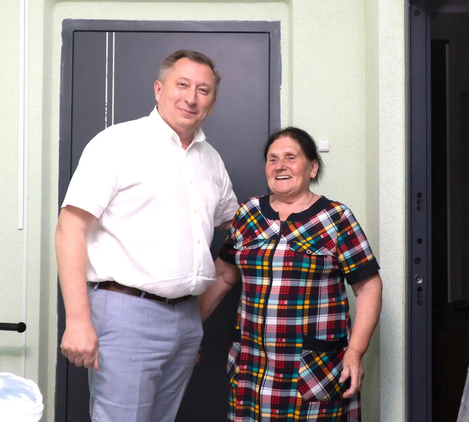 🏠 Курский ГАУ рядом: семьи переселенцев обрели новый дом

Накануне ректор Курского ГАУ Александр Му