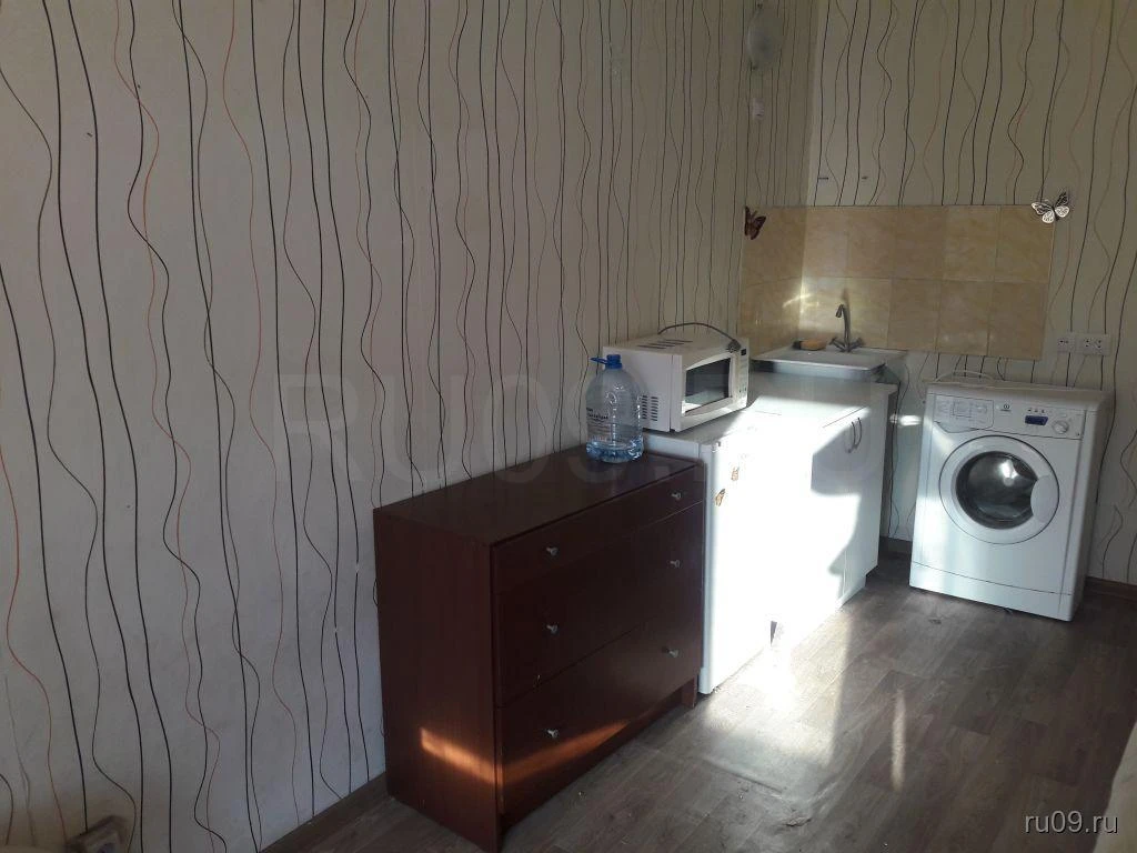 Сдам без посредников: 1-комнатная квартира, 18м²