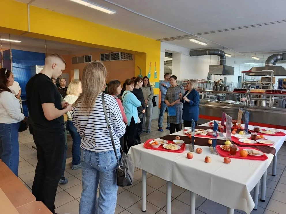 🍽️ Питание под контролем! 20 марта в нашей школе прошла родительская конференция по питанию. Главная