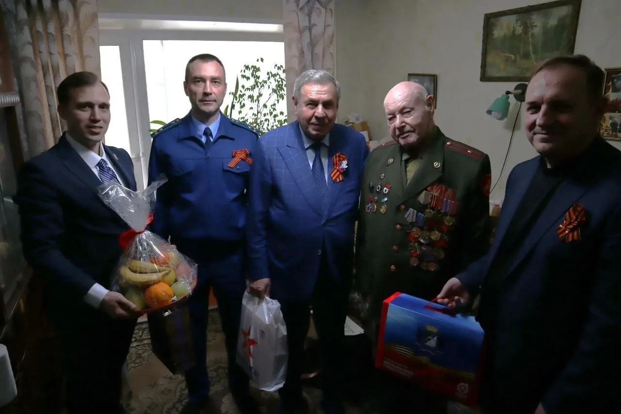 🎗Прокурор Первомайского района Новосибирска Борис Мосин совместно с сенатором Совета Федерации РФ Вл
