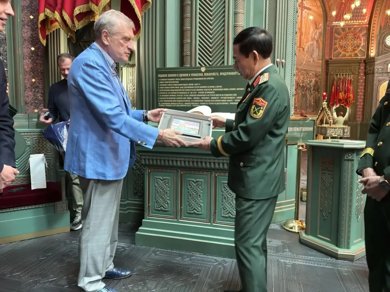 🇻🇳🇷🇺 Делегация из Вьетнама посетила парк «Патриот» в рамках официального визита в Россию  Сегодня, 2