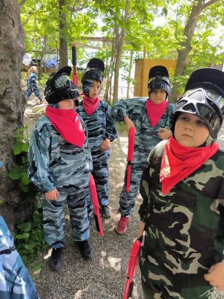 Выпускной вечер в 4 Г классе (классный руководитель: Воробьёва Я.И.) прошел в спортклубе "Доберман".