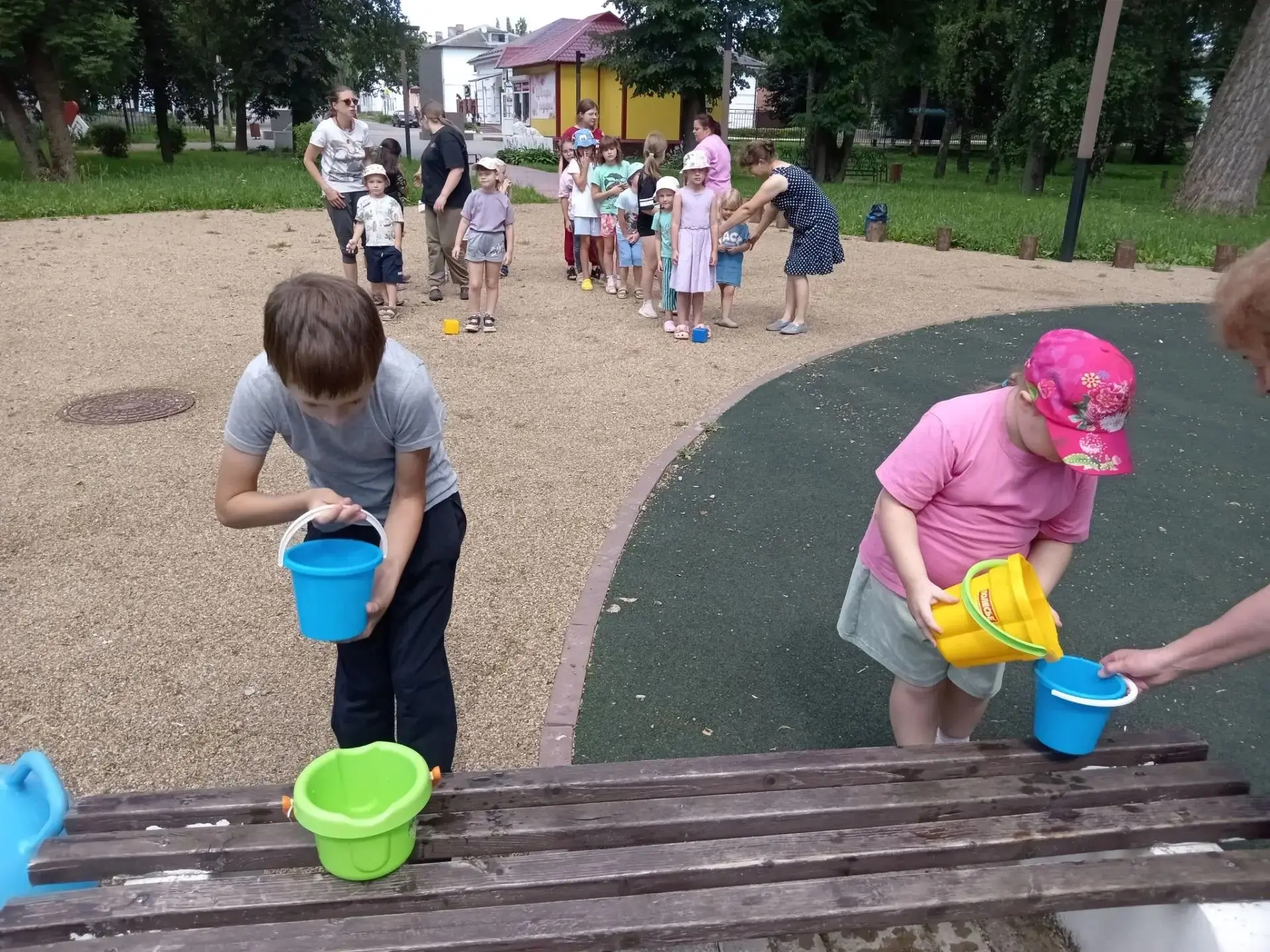 31 июля в городском "Парке Сыча" прошла яркая детская игровая программа «Молодецкие заб...