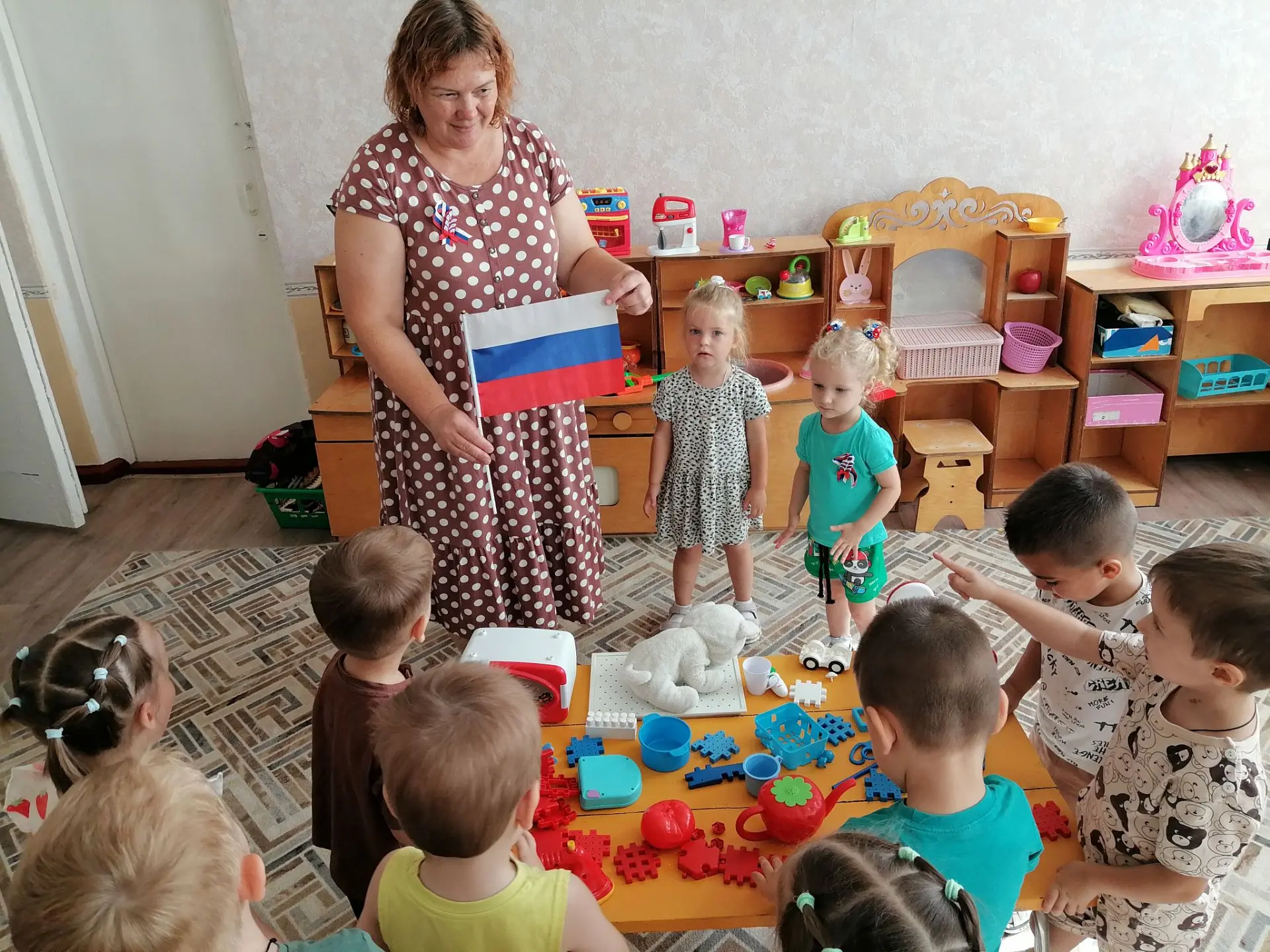 🇷🇺 Маленькие патриоты в группе «Солнышко»!