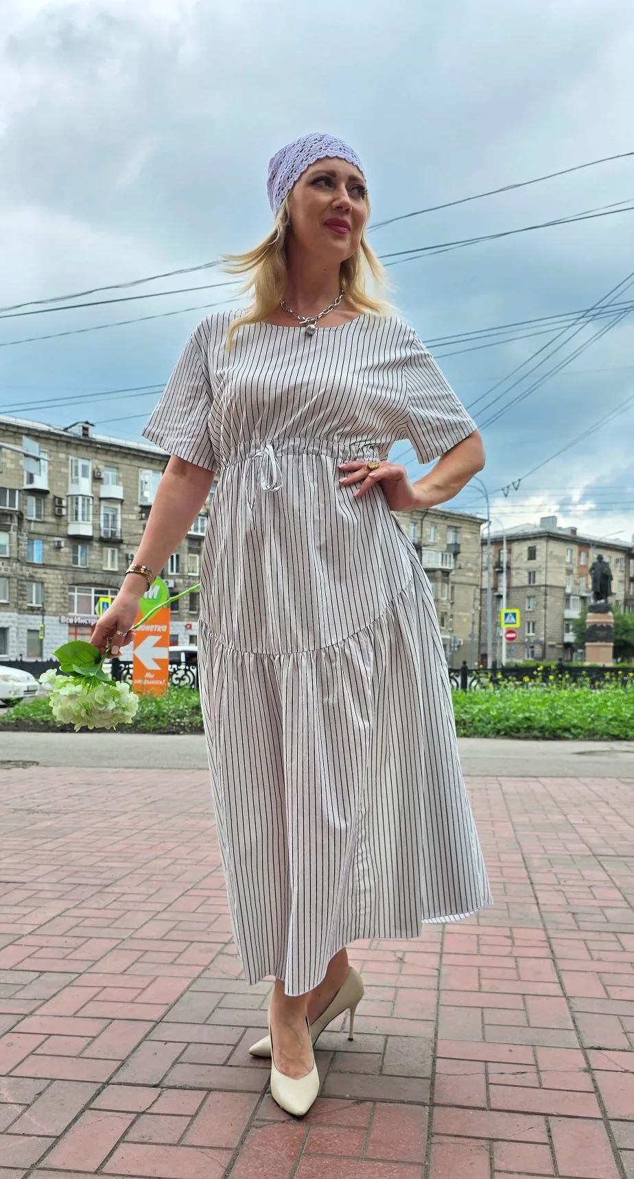 Летнее платье из хлопка.