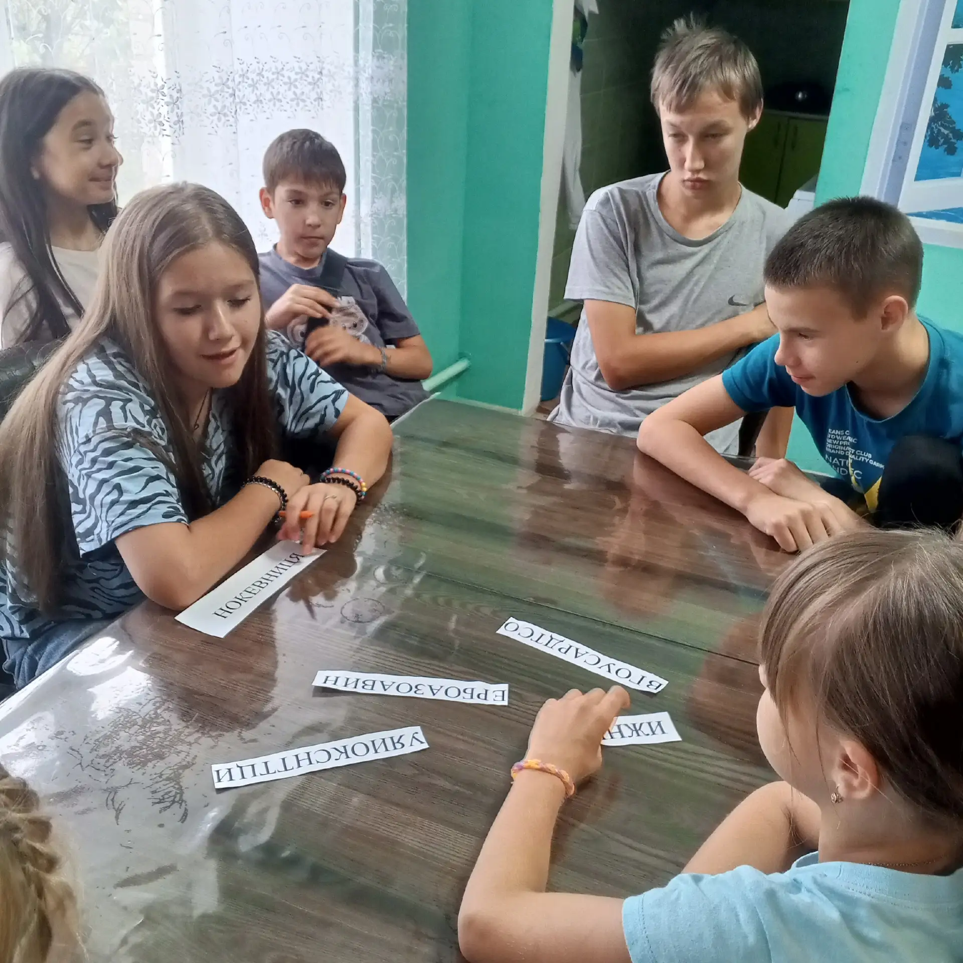 Игра " Ты да я, знаем мы свои права"